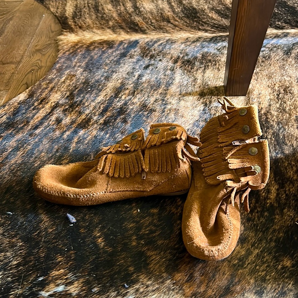 high top moccasins